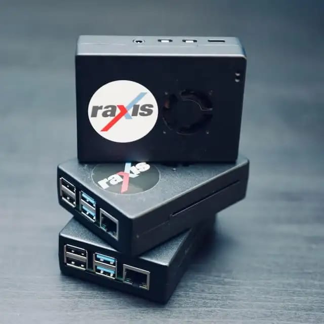 Raxis Transporter remote penetration testing device connected on a desk